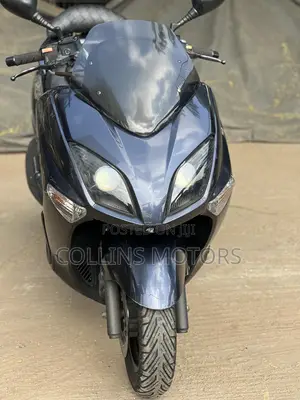 Yamaha Majesty 2022 Blue