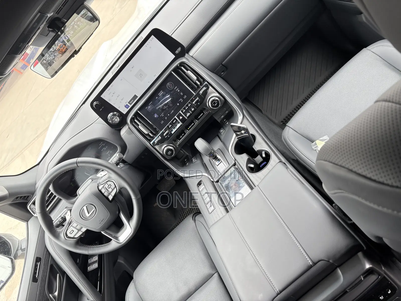 Lexus LX 700h 2025 White