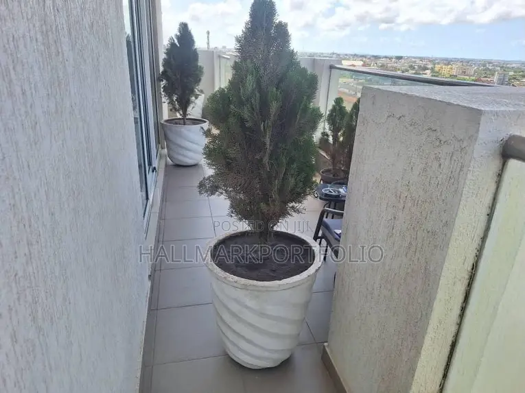 Furnished 1bdrm Penthouse in East Legon for sale