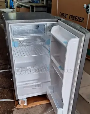 LG 92L Low Voltage (110V – 290V) Table Top Refrigerator GL-131SQQP