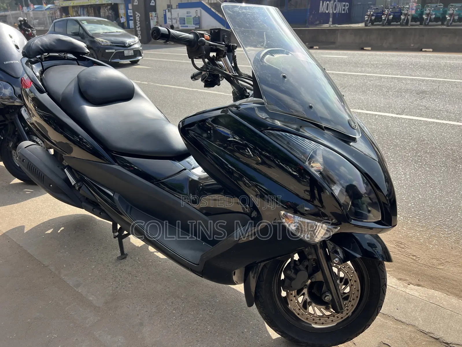 Yamaha Majesty 2022 Black
