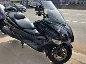 Yamaha Majesty 2022 Black