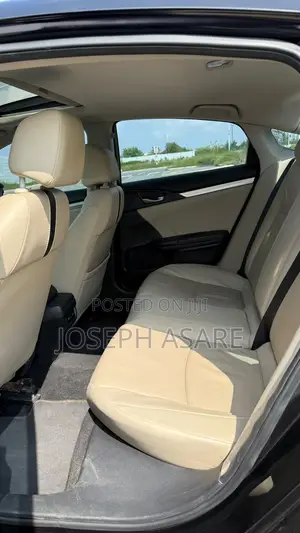 Honda Civic Touring 2dr Coupe (1.5L 4cyl) 2017 Black