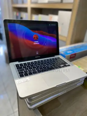 Laptop Apple MacBook 2012 8GB Intel Core i5 HDD 500GB
