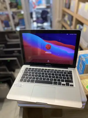 Laptop Apple MacBook 2012 8GB Intel Core i5 HDD 500GB