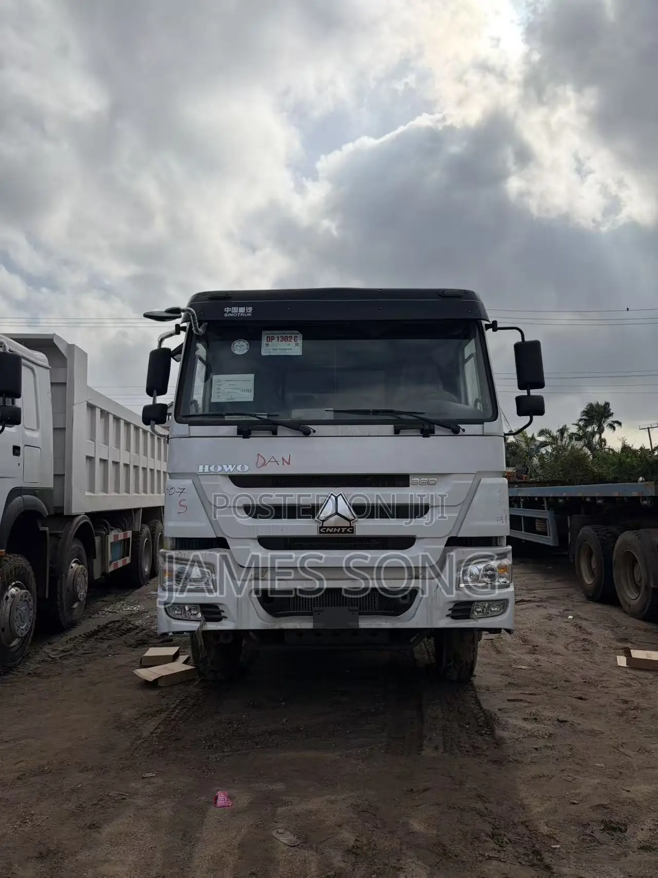 High Quality HOWO 6x4 Dump Truck Sales