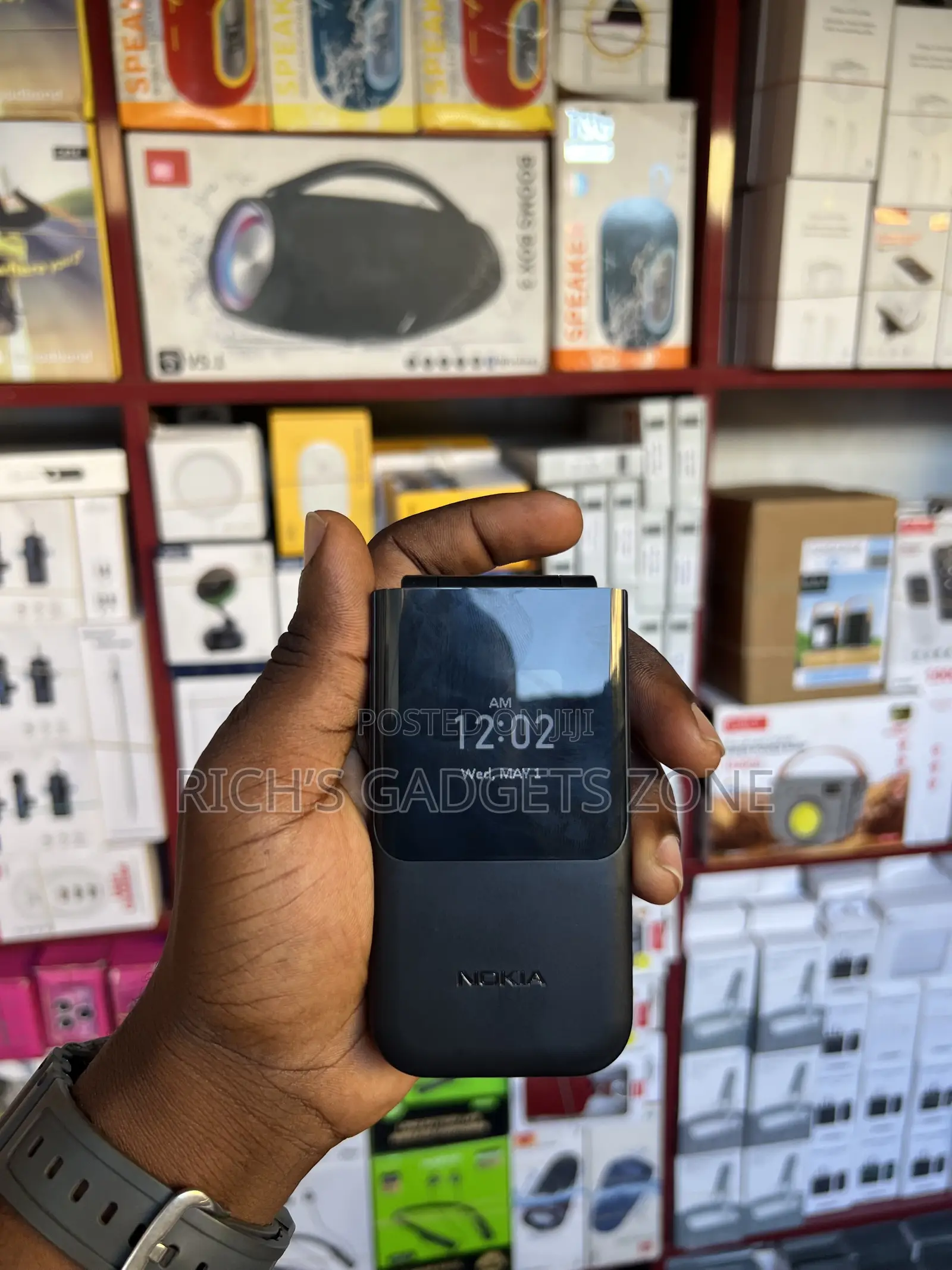 New Nokia 2720 Flip 512 GB Black