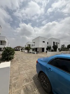 3bdrm Duplex in East Legon for rent