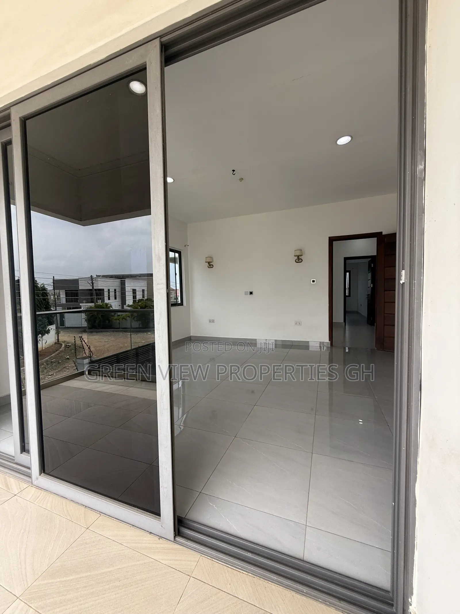 3bdrm Duplex in East Legon for rent