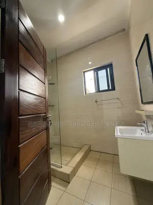 3bdrm Duplex in East Legon for rent