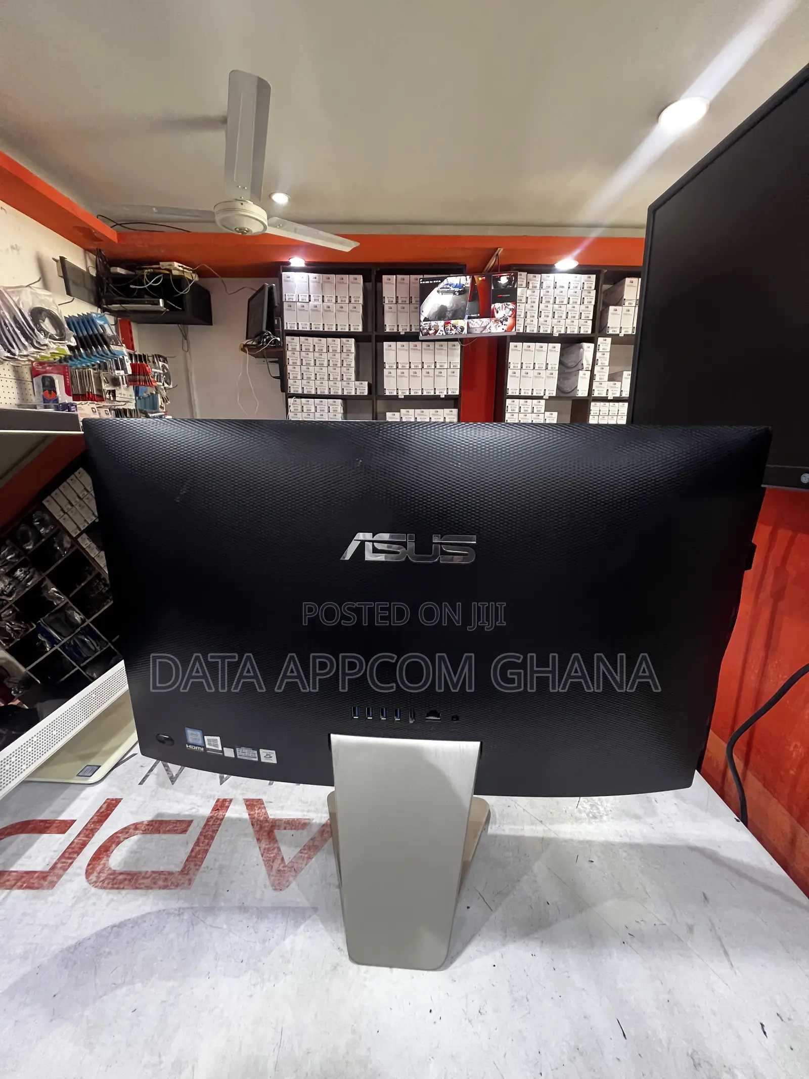 Desktop Computer Asus Vivo AiO V241IC 8GB Intel Core i3 HDD 1T