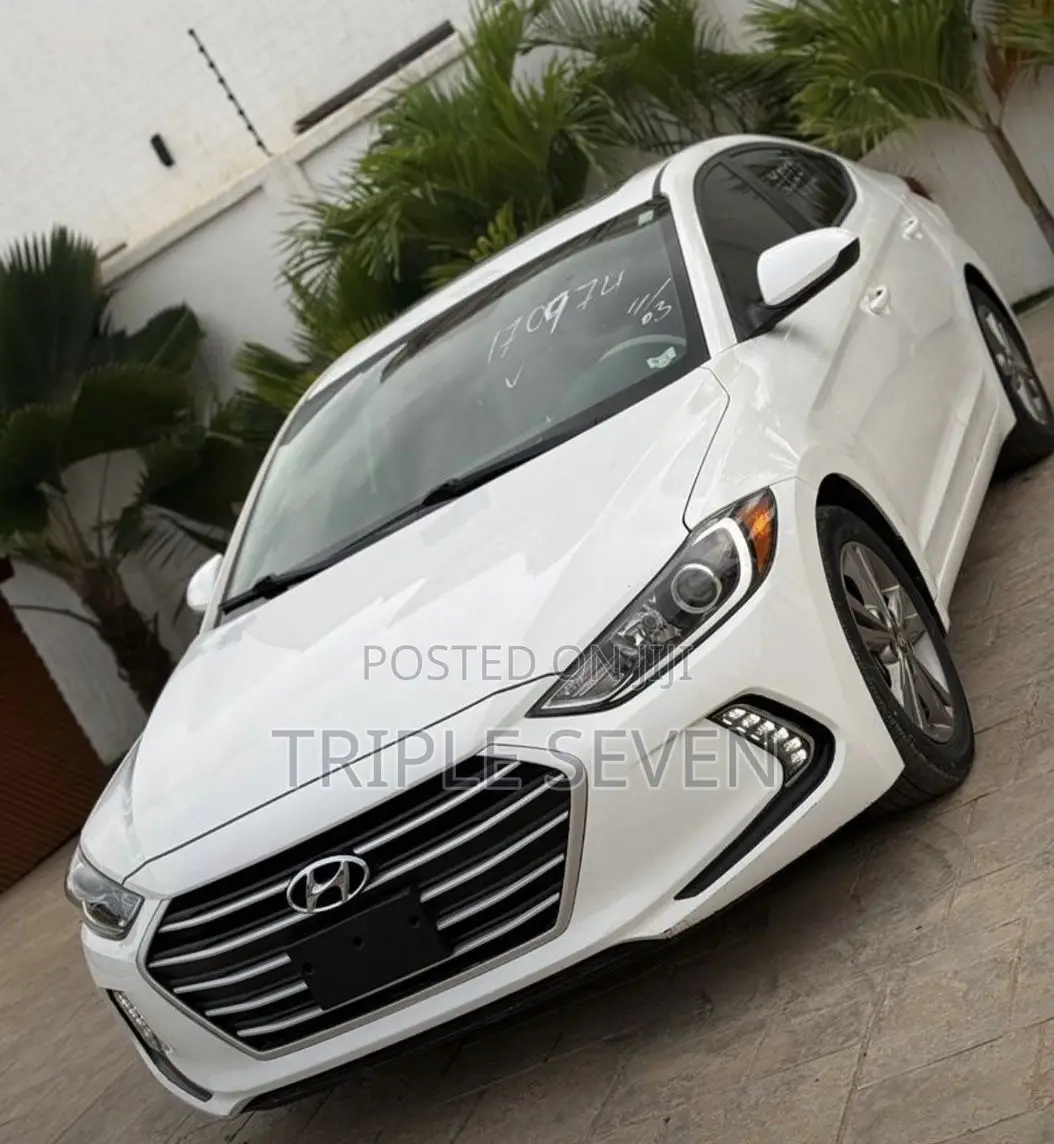 Hyundai Elantra 2017 White