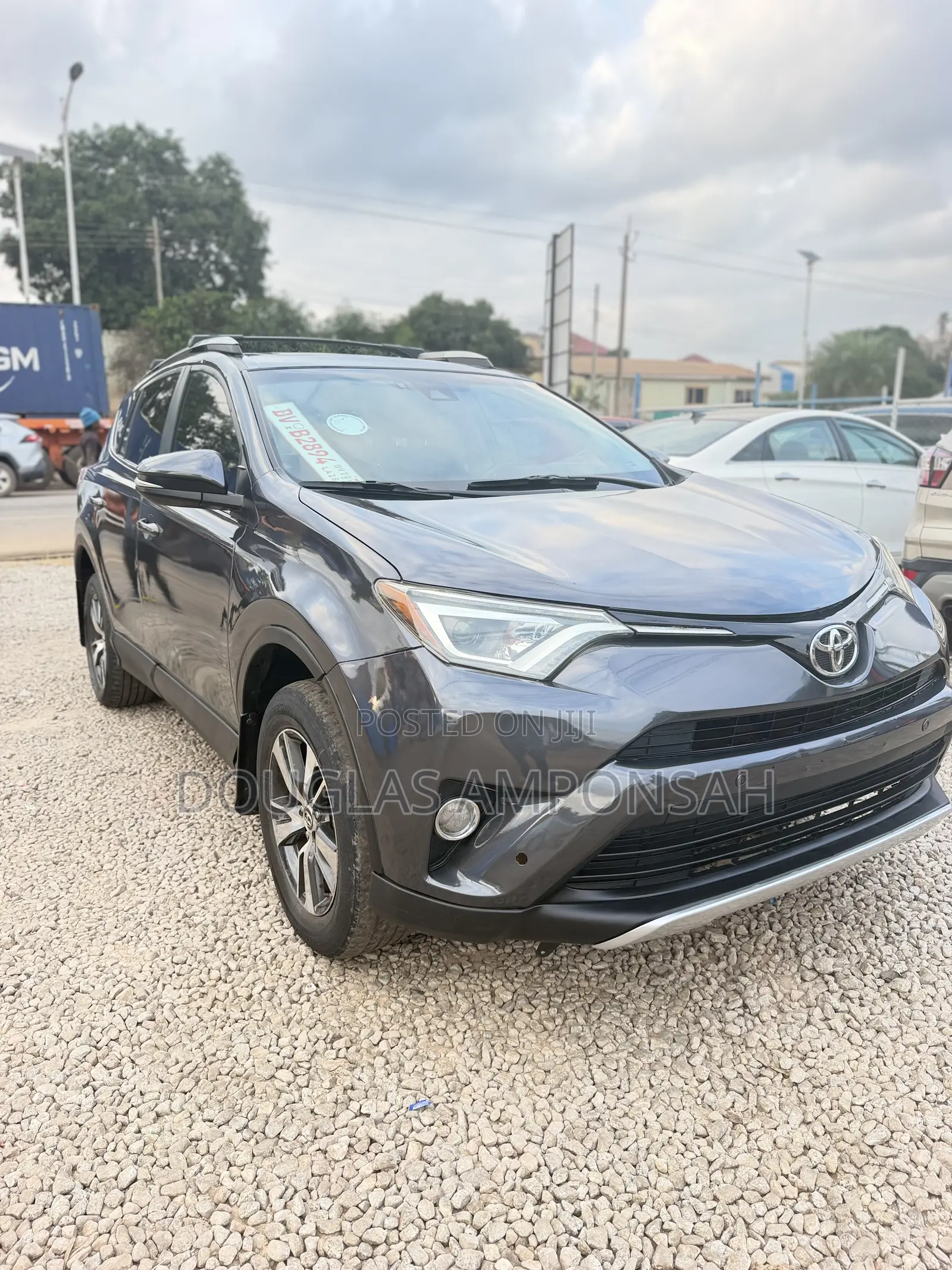 Toyota RAV4 2017 Gray