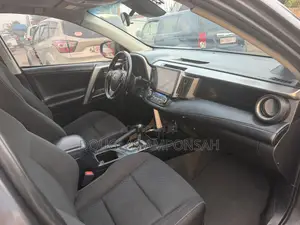 Toyota RAV4 2017 Gray