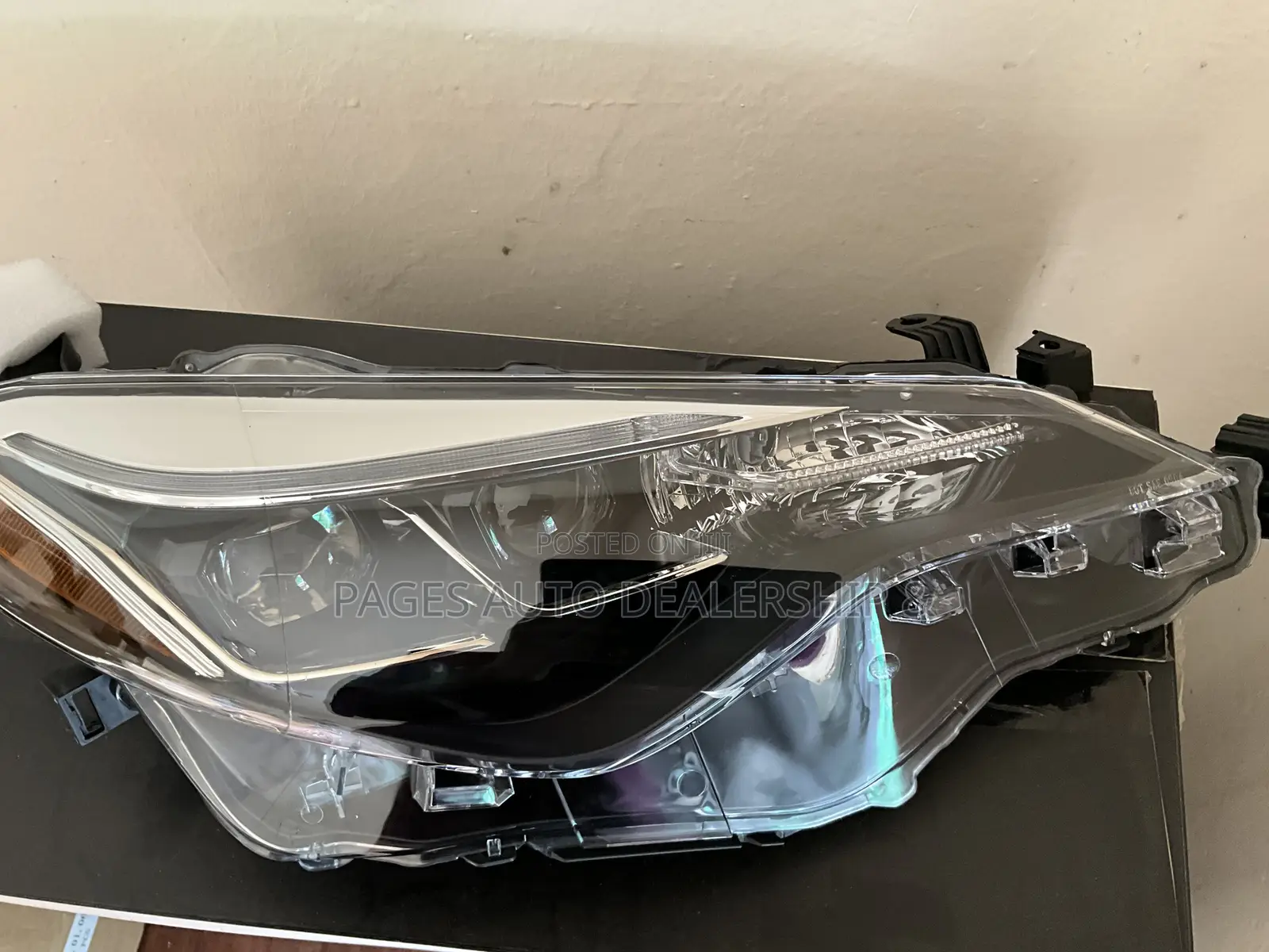 2017 Toyota Corolla Headlights SE, XSE, Sports, Sports Plus