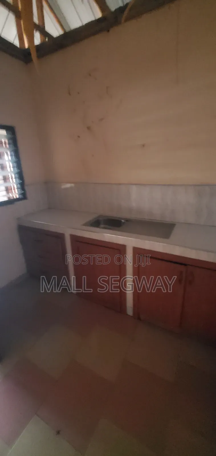 1bdrm Apartment in Private Property, Nmai-Dzorn for rent