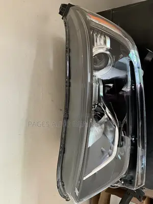 2018, 2019, 2020, 2021 Honda CRv Headlights