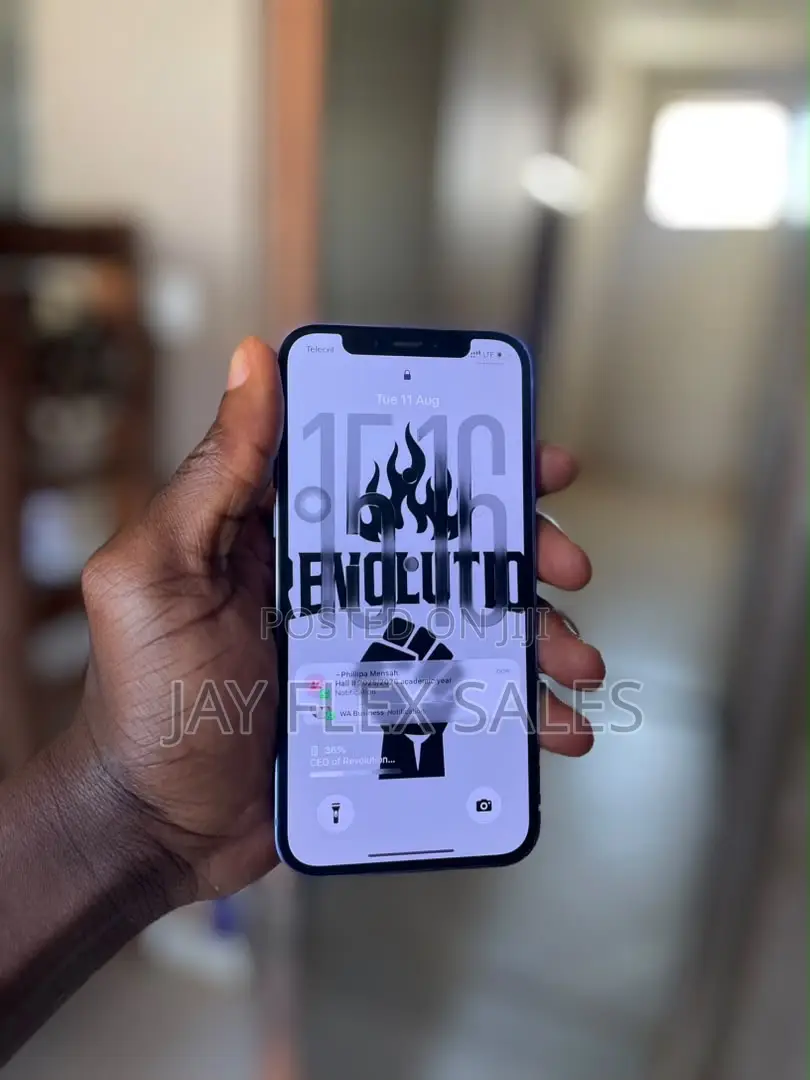 Apple iPhone 12 64 GB Purple