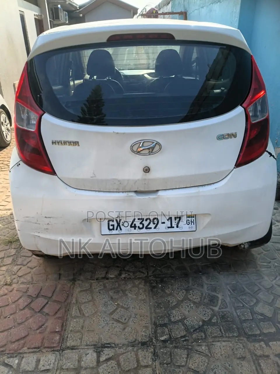 Hyundai Eon 0.8 FWD 2017 White