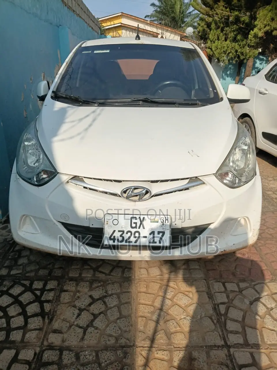 Hyundai Eon 0.8 FWD 2017 White