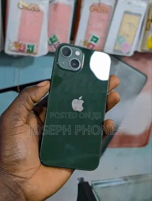 Apple iPhone 13 128 GB