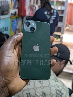 Apple iPhone 13 128 GB