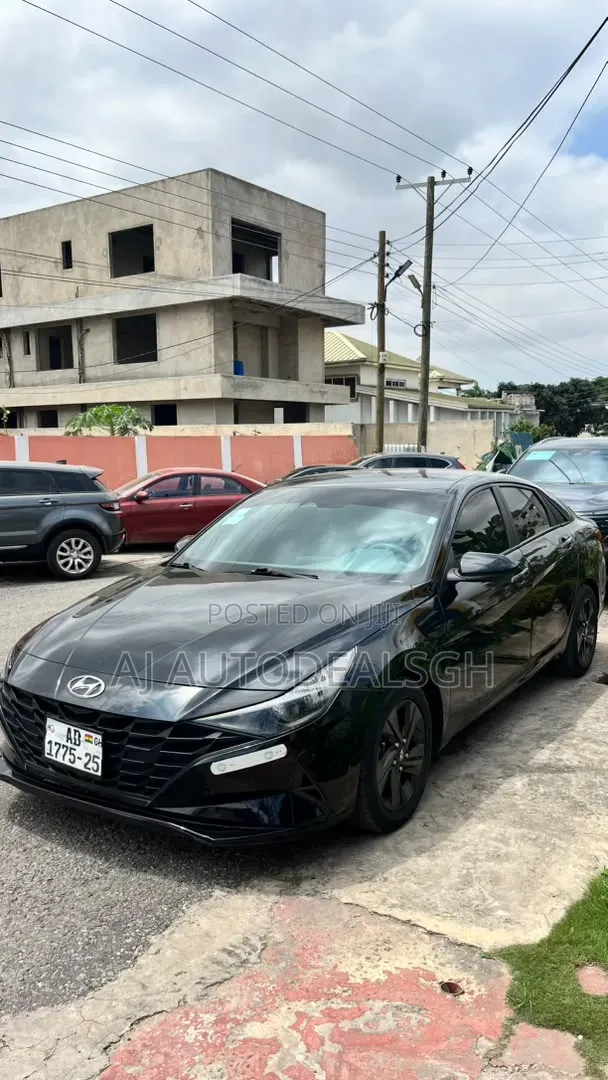 Hyundai Elantra Limited 2021 Black