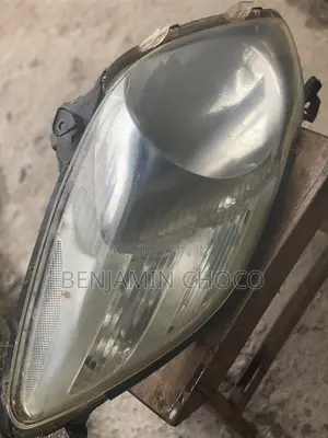 Toyota Vitz 2009 Headlight(Charger Type)