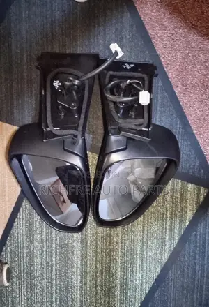 Toyota Vitz 2012 2013 2014 2015 Side Mirror With Light