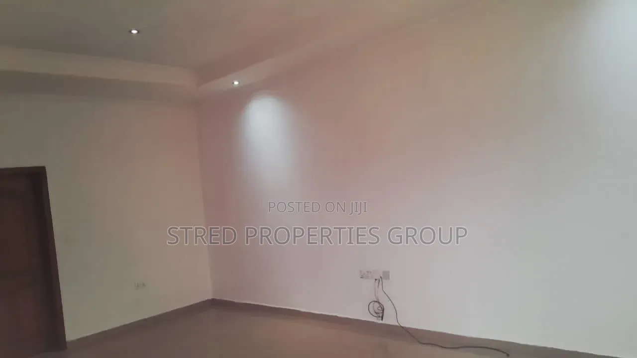 2bdrm House in Tempo Estates, Baatsona Total for rent