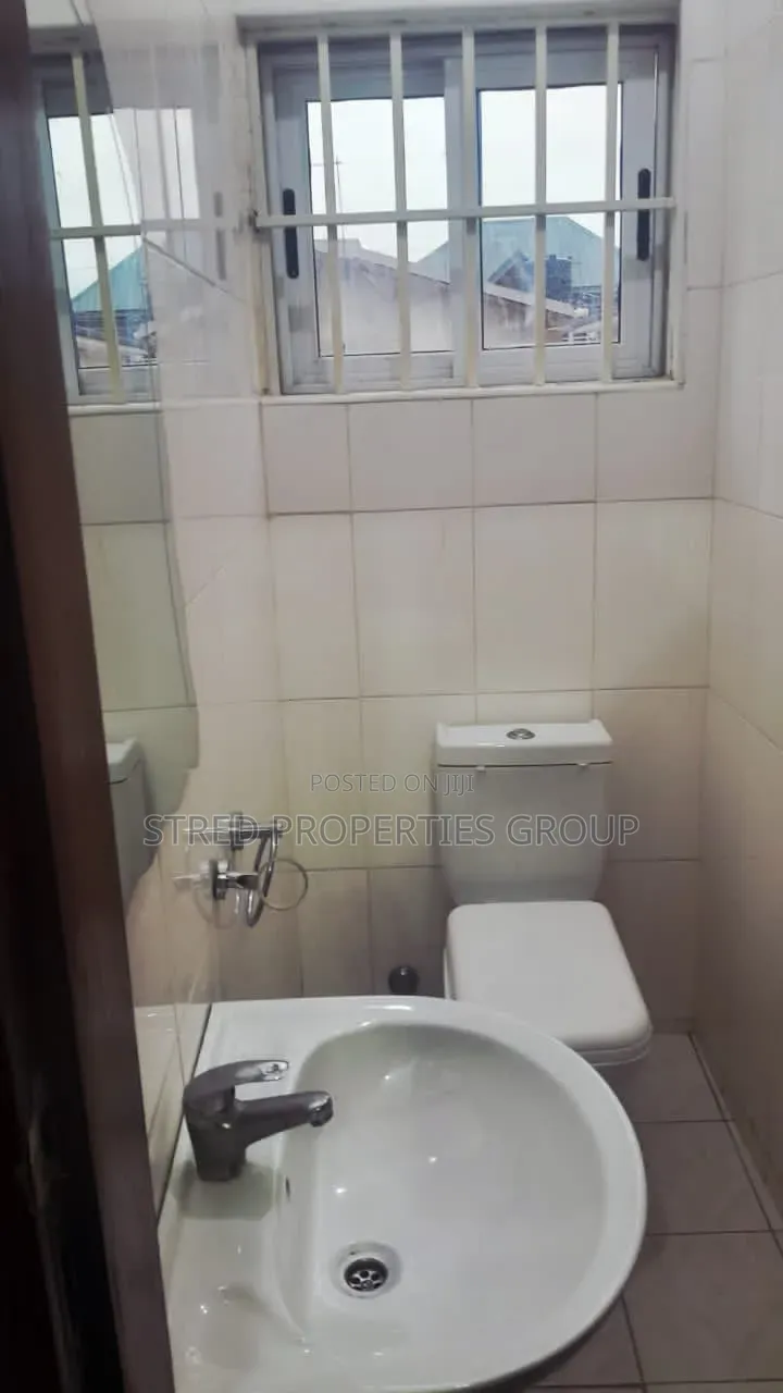 2bdrm House in Tempo Estates, Baatsona Total for rent
