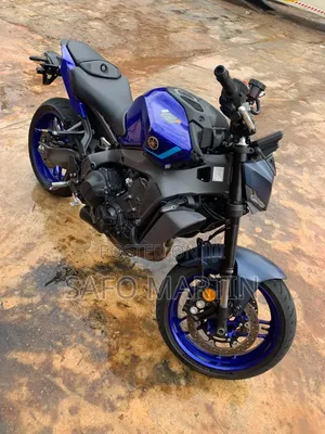 Yamaha 2025 Blue