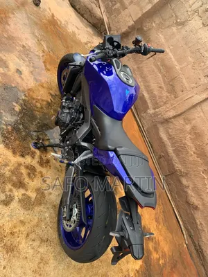 Yamaha 2025 Blue