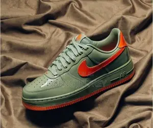 Original Airforce 1 07 PRM Oil Green Patent Leather