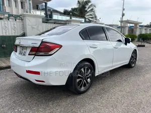 Honda Civic EX-L w/Navigation 4dr Sedan (1.8L 4cyl CVT) 2015 White