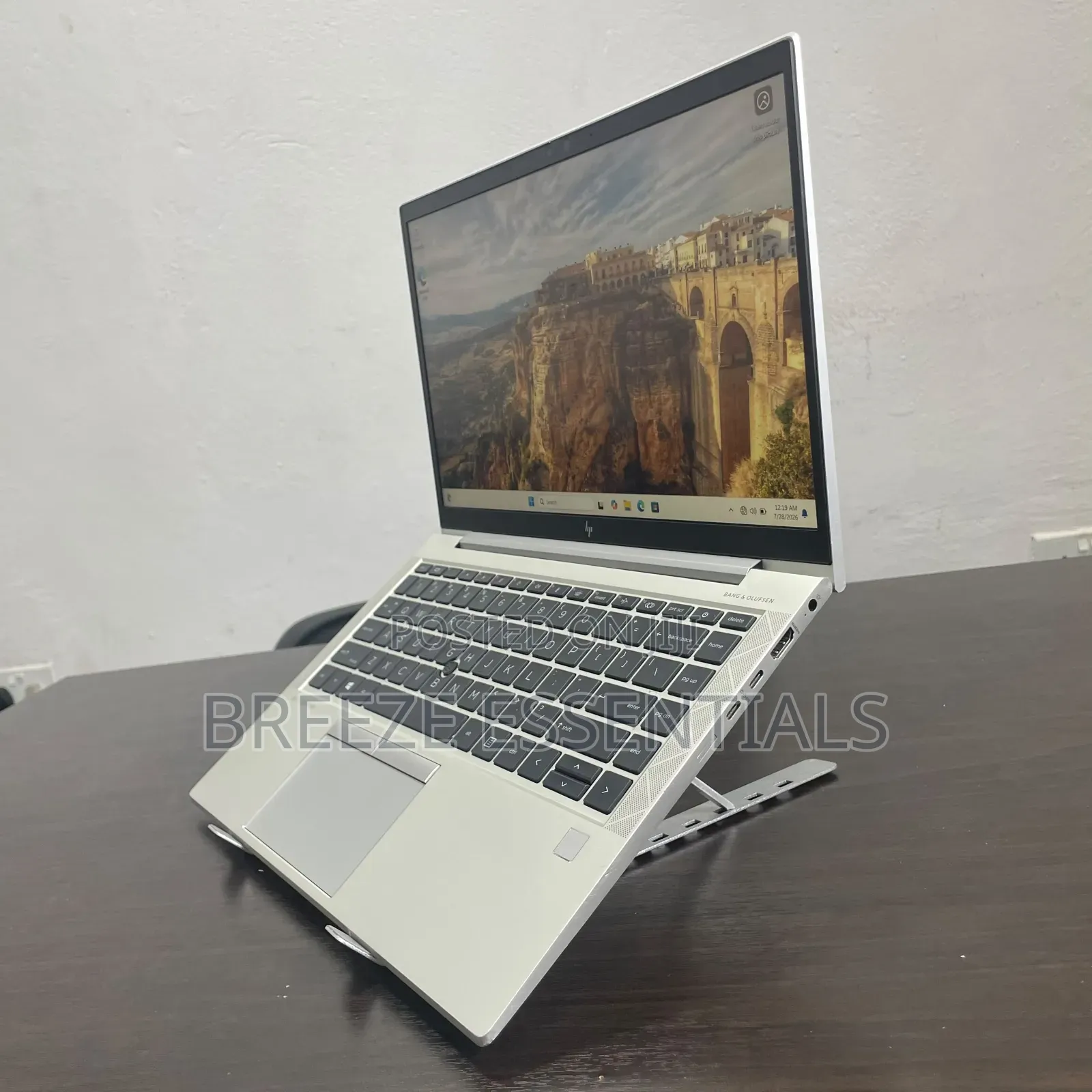 Laptop HP EliteBook 845 G7 16GB AMD Ryzen 7 SSD 256GB