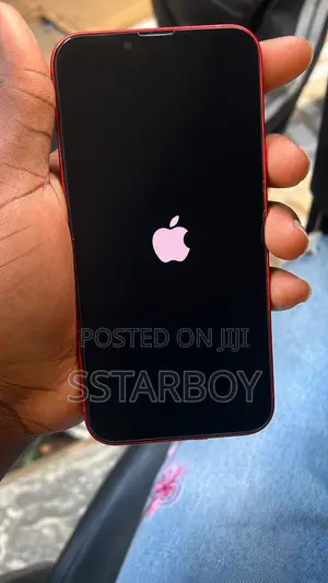 Apple iPhone 13 256 GB Red
