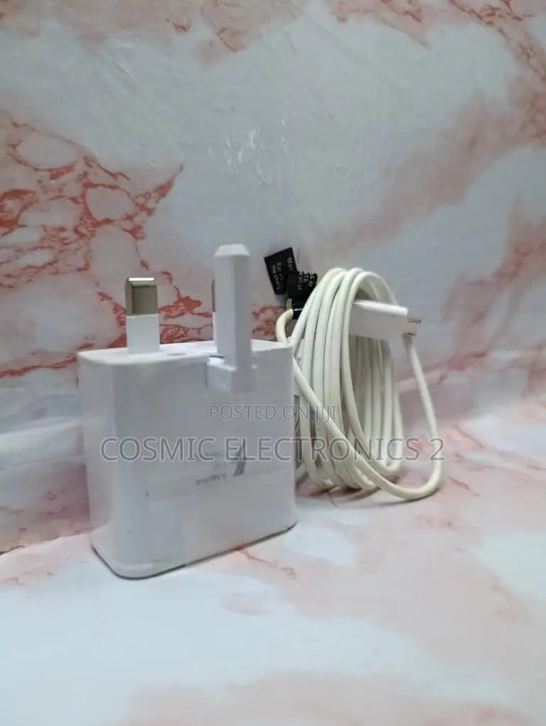 Samsung 25W Fast Charging Travel Adapter With USB-A Cable