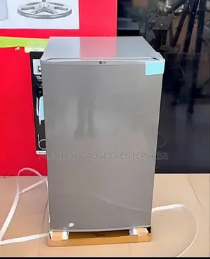 LG 92Liter Low Voltage (110V – 290V) Table Top Refrigerator GL-131SQQP