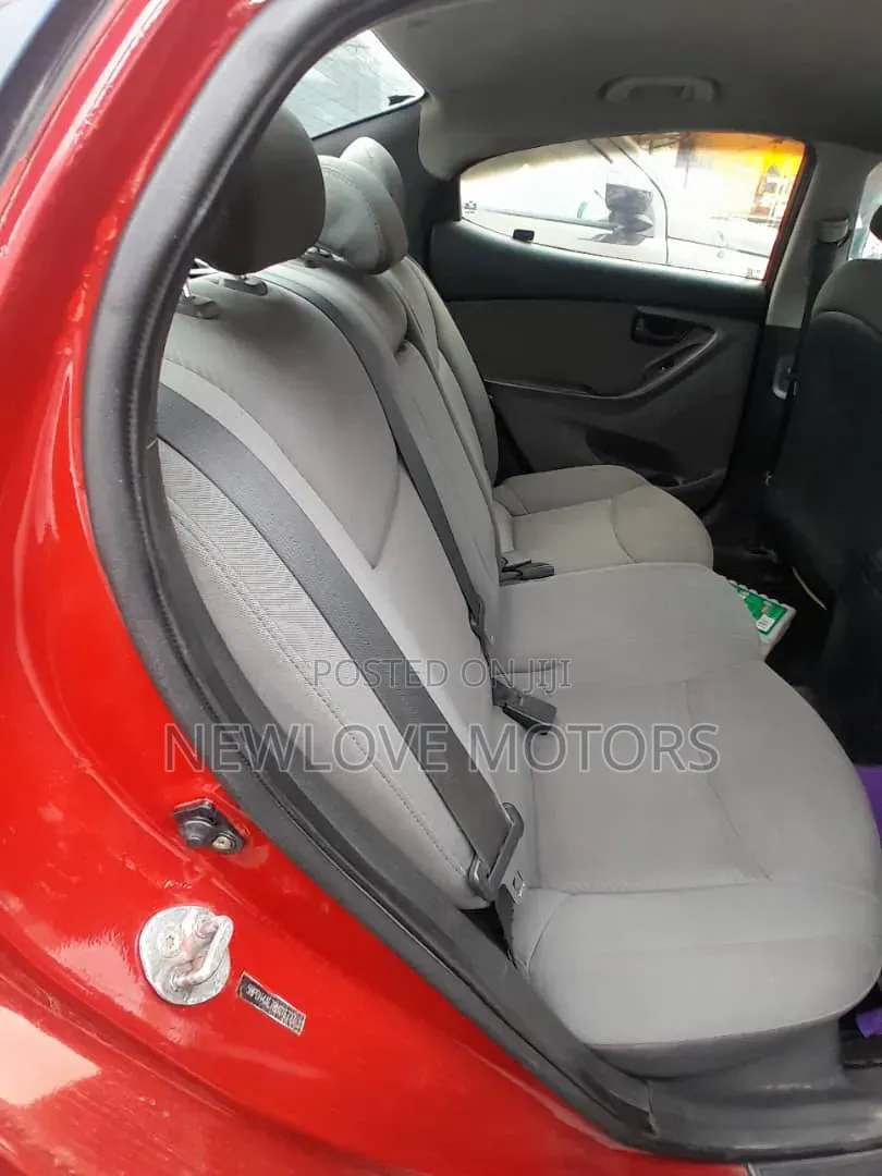 Hyundai Elantra 2013 Red