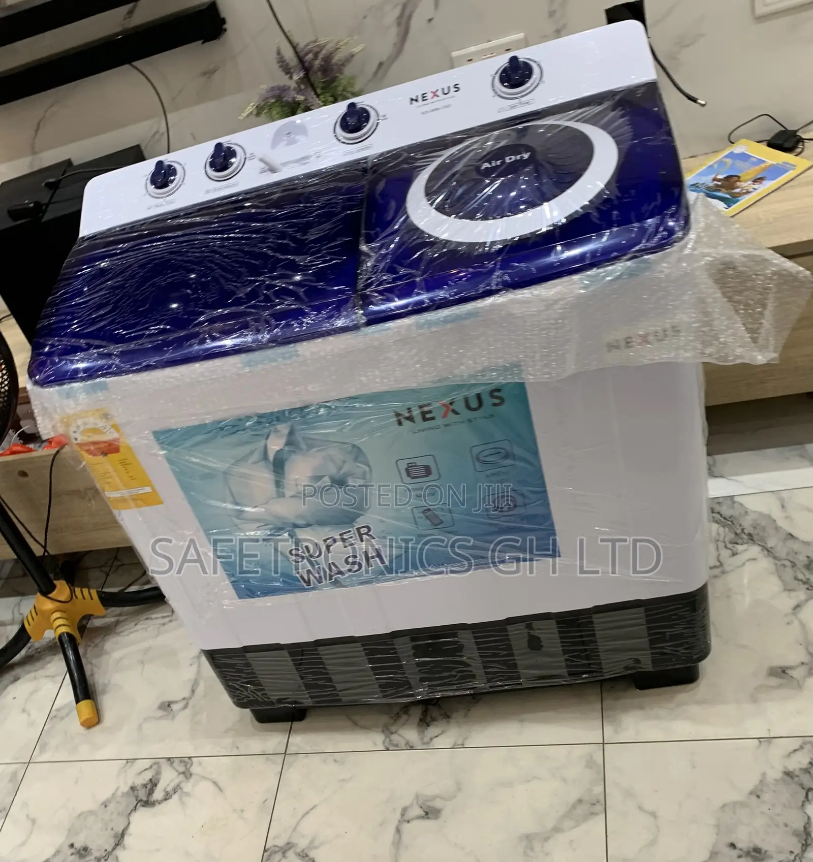 Lastest Sleek 15 Kg Nexus Semi-Automatic Twin Tub Washing Machine