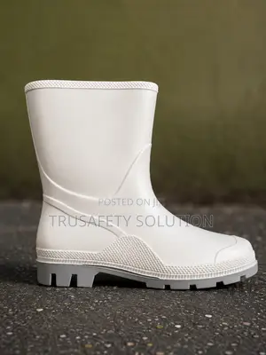 Wellington Boot (Short Shaft) Medical and Multi Purpose Gum Boots