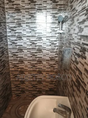 1bdrm Apartment in He Reigns, New Town for rent