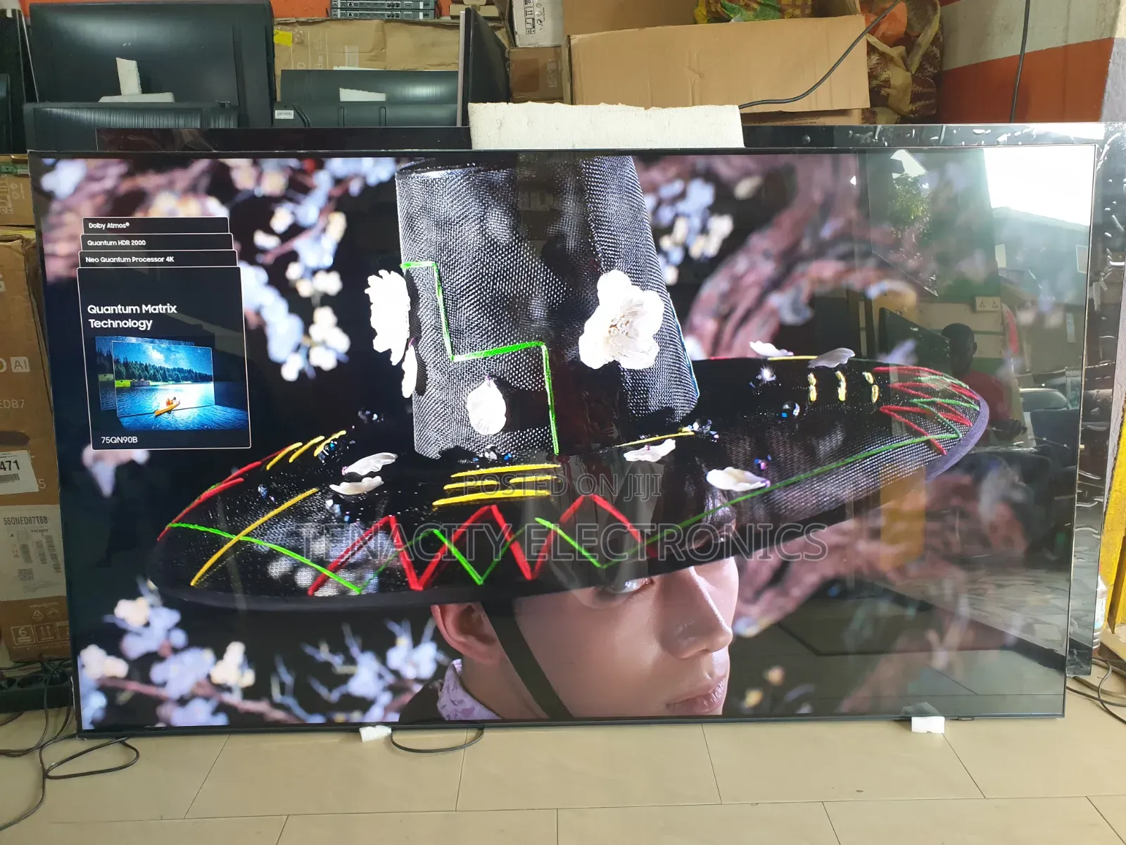 75"neo Qled Samsung Uhd HDR Smart Satellite TV