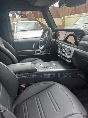 New Mercedes-Benz G-Class 2025 Black