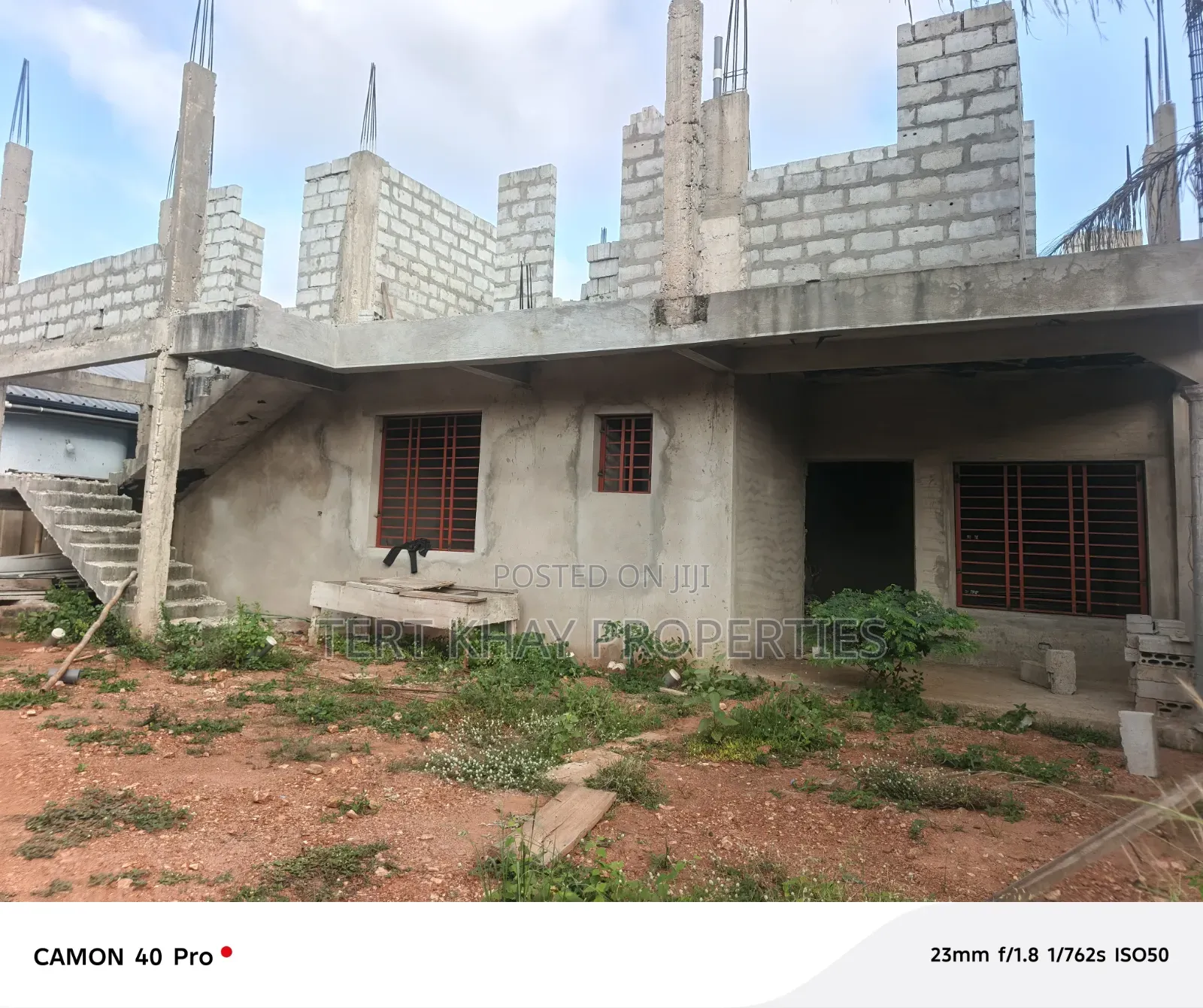 6bdrm House in Terbibianor, New Town for sale