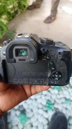 Panasonic Lumix FZ1000