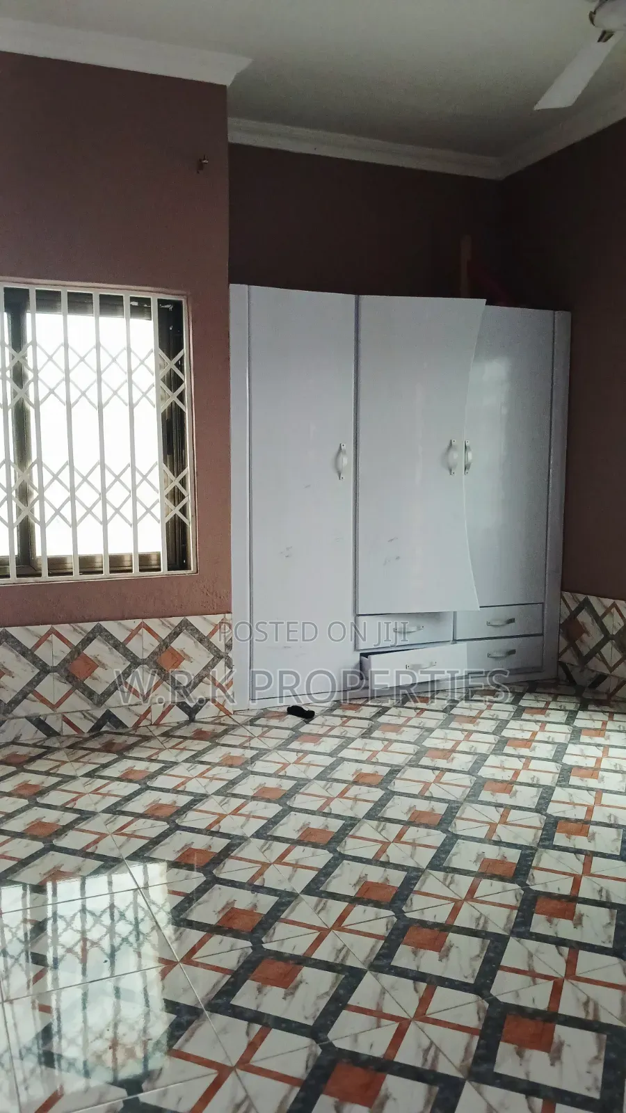 3bdrm House in Nyamekrom Koforidua, New-Juaben Municipal for rent