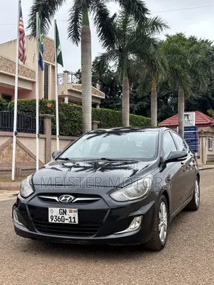 Hyundai Accent 2011 Black