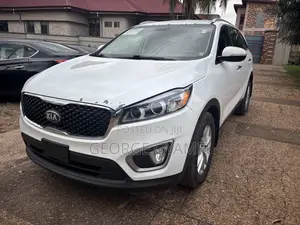 Kia Sorento 2.4L LX AWD 2017 White